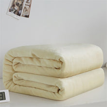 Load image into Gallery viewer, Super Soft Fleece Blanket Light Weight Solid Colours